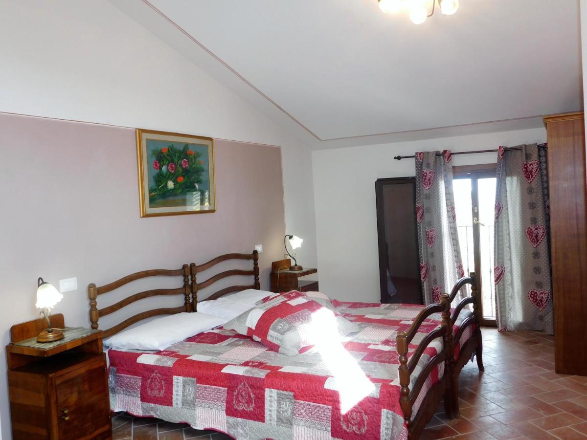 Agriturismo Terre Di Toscana Terricciola Luaran gambar
