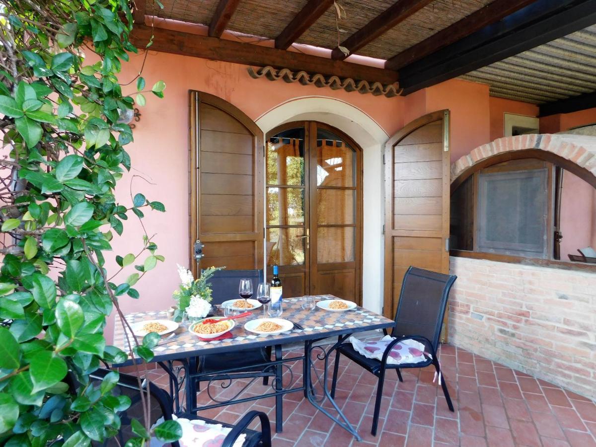 Agriturismo Terre Di Toscana Terricciola Luaran gambar