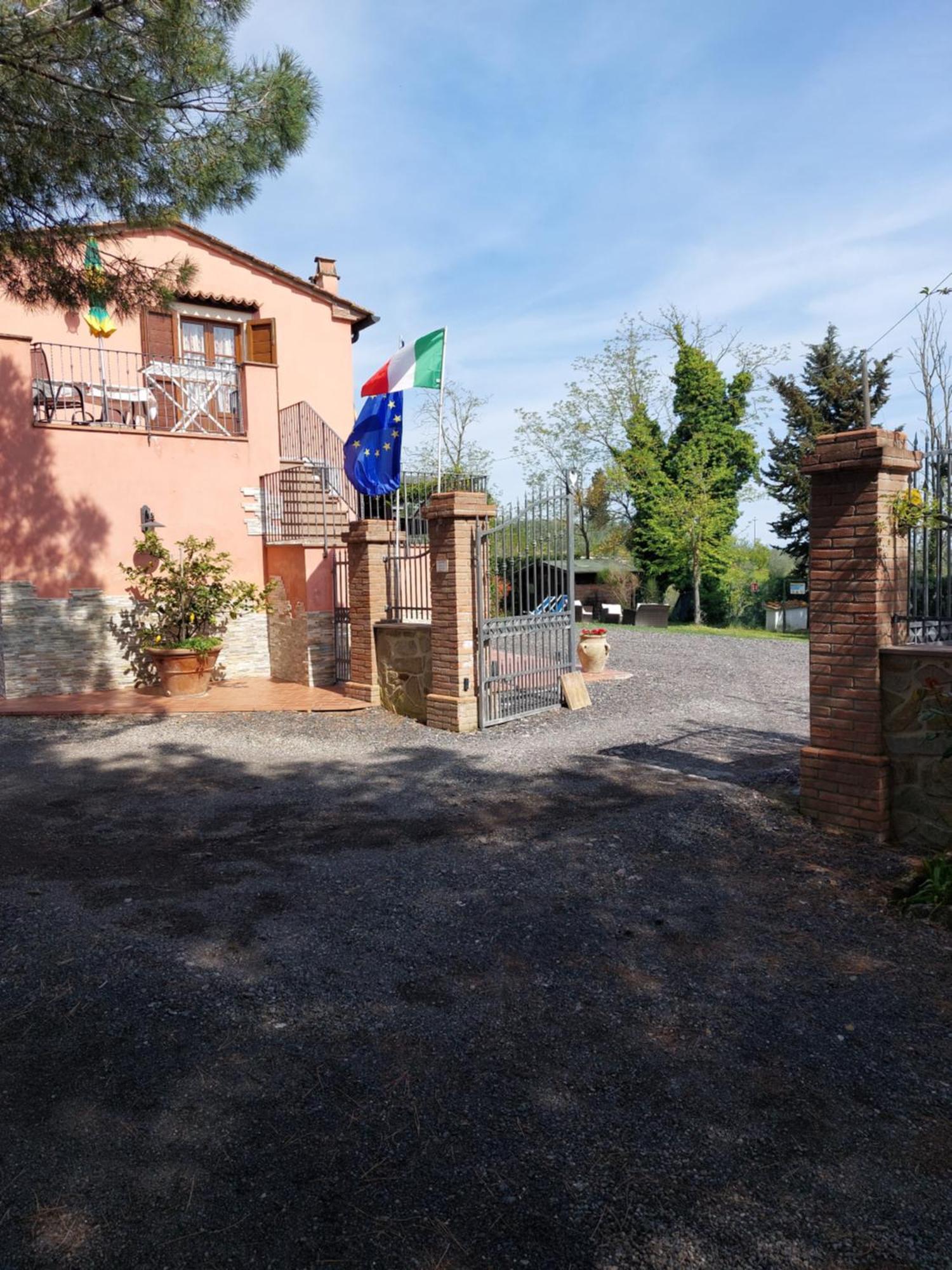 Agriturismo Terre Di Toscana Terricciola Luaran gambar