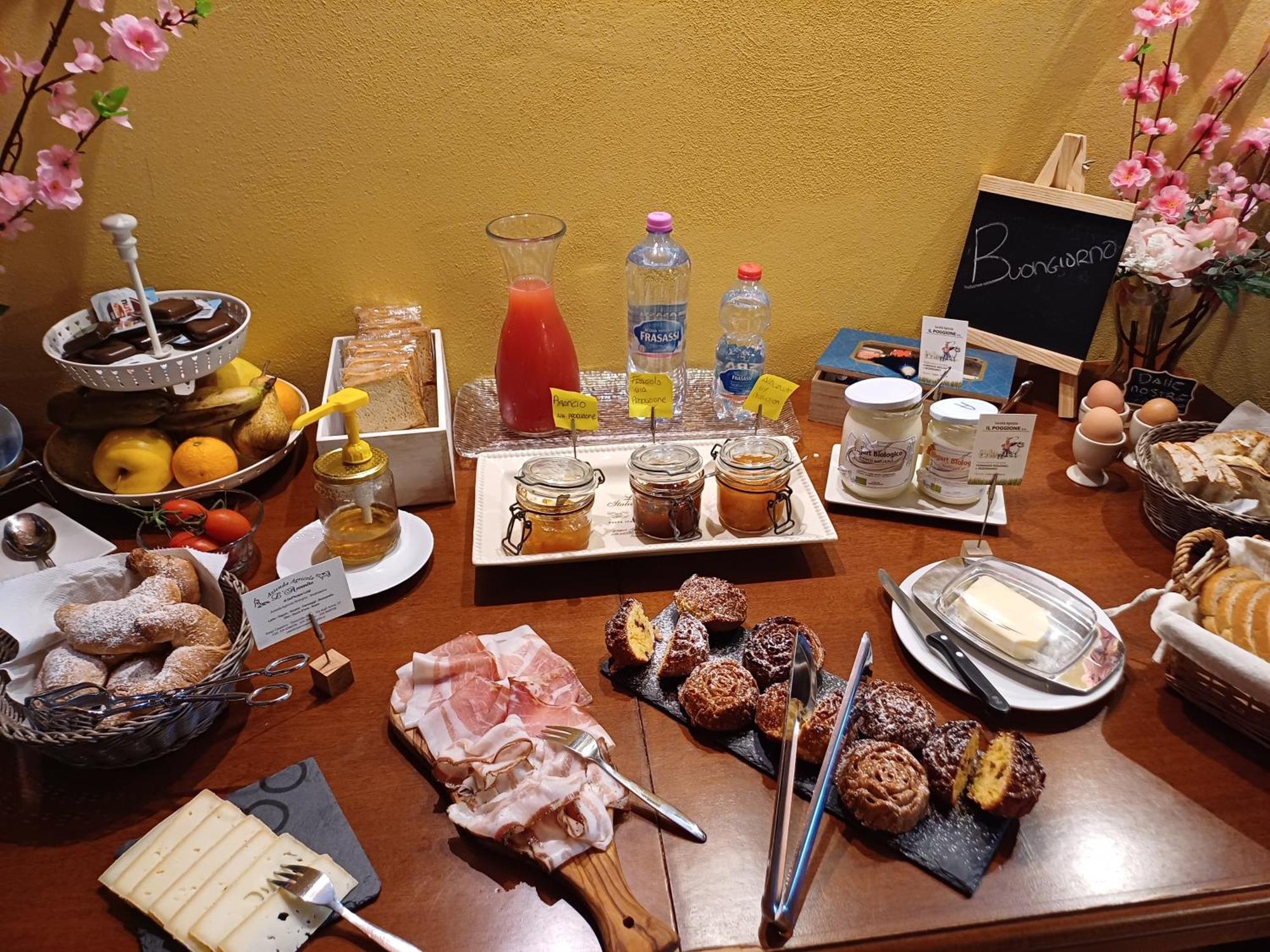 Agriturismo Terre Di Toscana Terricciola Luaran gambar